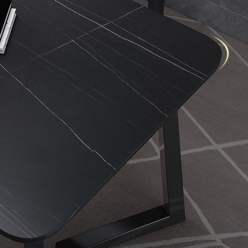 Stone Rechteck Office Desk moderner Schreibtisch mit Eisenbeinen