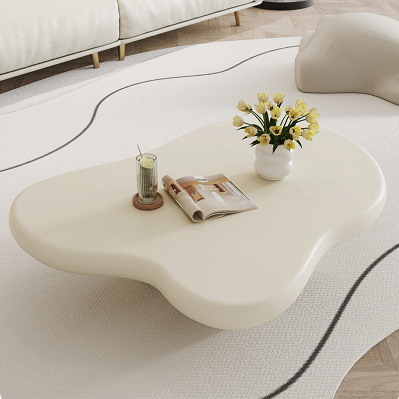 Table basse simple moderne sans table basse à 4 pieds de forme libre pénible