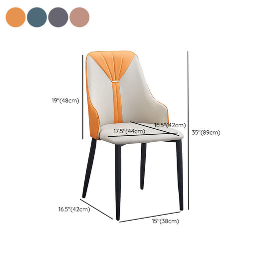 Sedie da pranzo in pelle PU Sedia a braccio in stile industriale con gambe nere