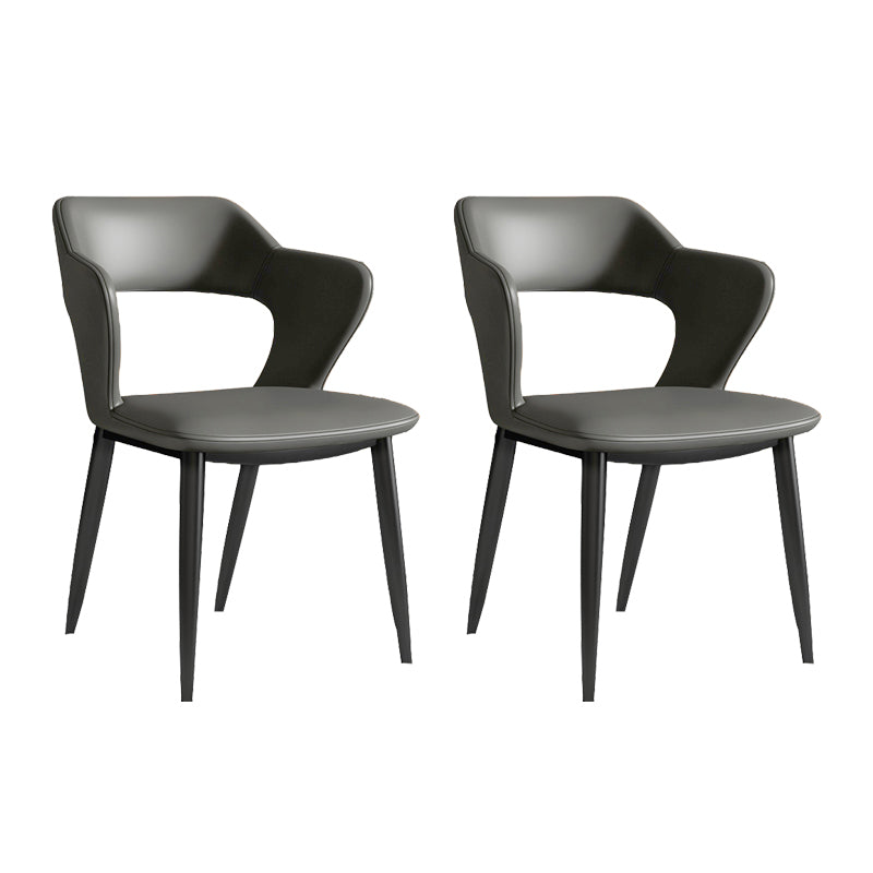 Sillas de comedor de cuero de falso silla de brazo trasero industrial con piernas negras