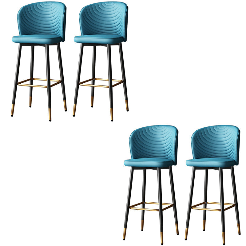 Tabouret de bar en cuir en cuir PU de style moderne avec des jambes en métal