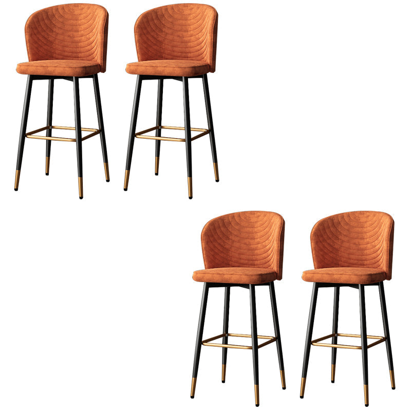 Tabouret de bar en cuir en cuir PU de style moderne avec des jambes en métal