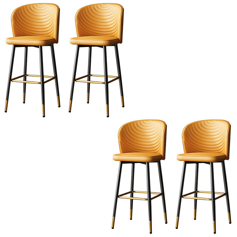 Tabouret de bar en cuir en cuir PU de style moderne avec des jambes en métal