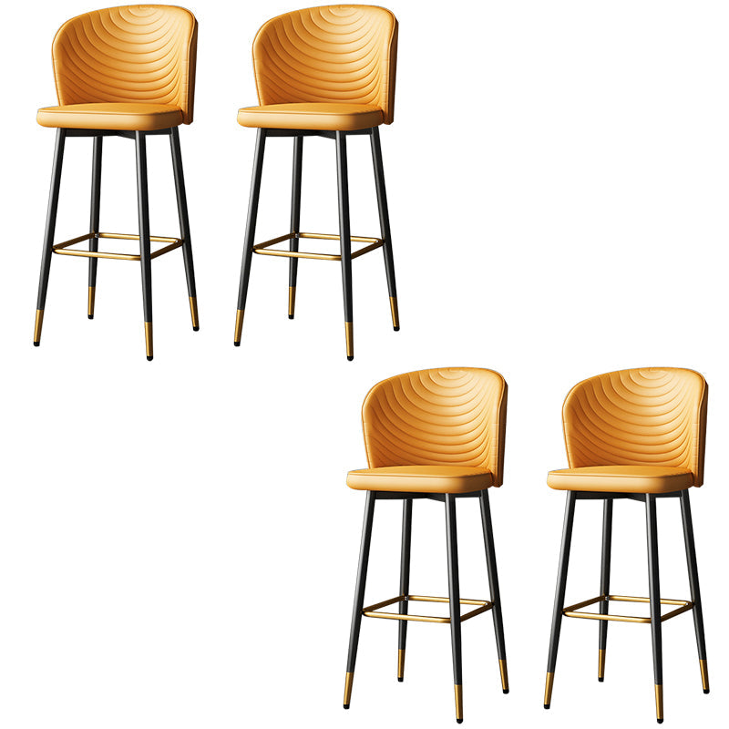 Tabouret de bar en cuir en cuir PU de style moderne avec des jambes en métal