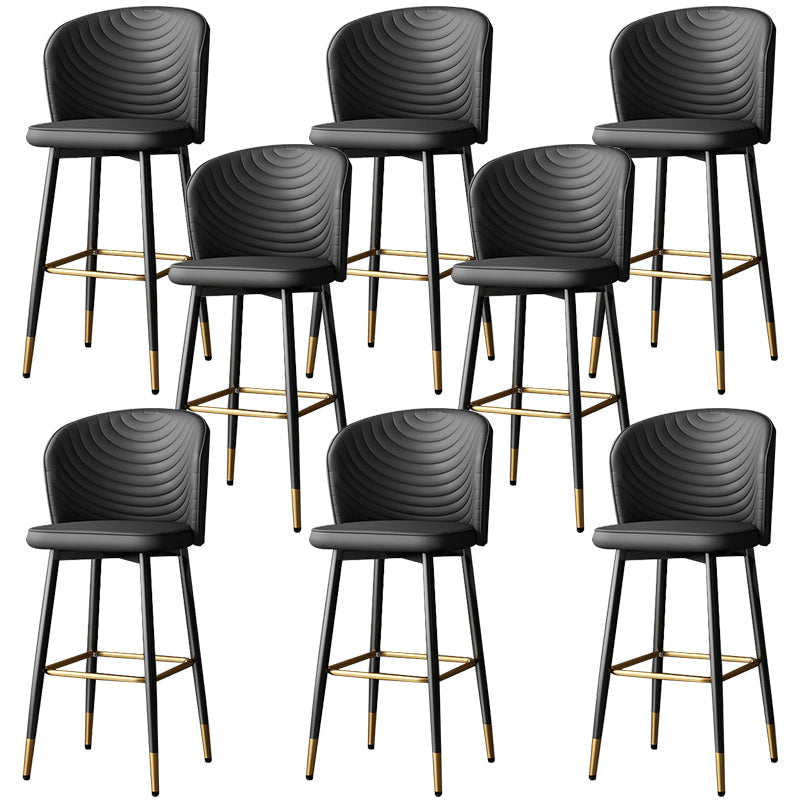 Tabouret de bar en cuir en cuir PU de style moderne avec des jambes en métal