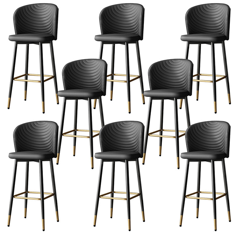 Tabouret de bar en cuir en cuir PU de style moderne avec des jambes en métal