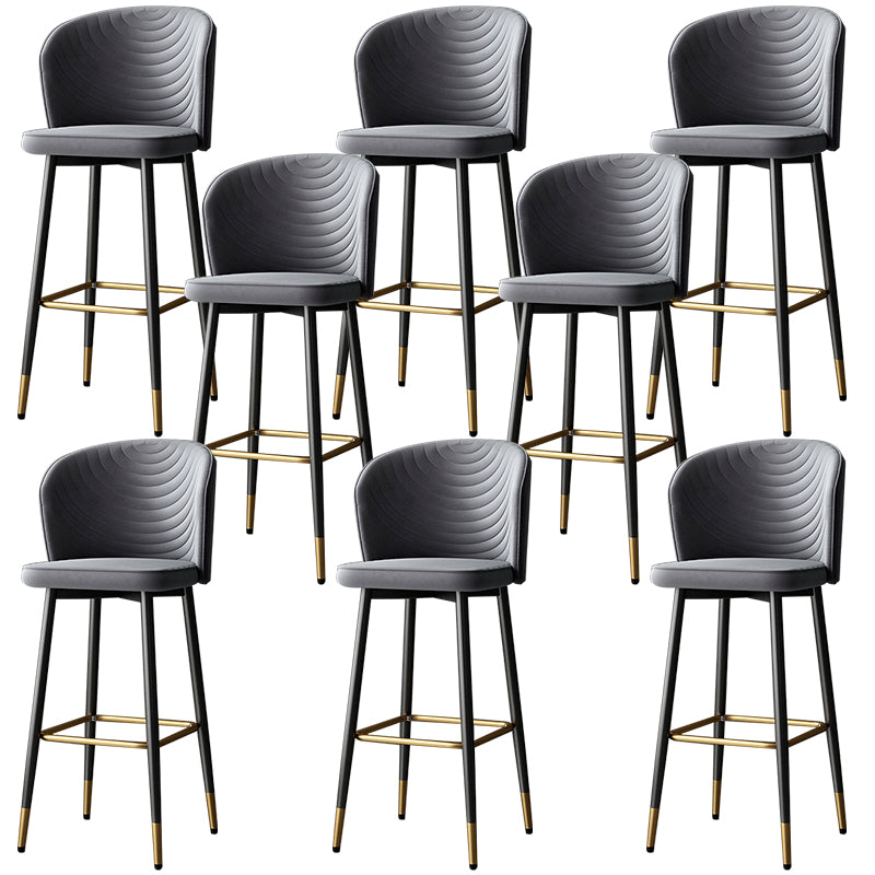 Tabouret de bar en cuir en cuir PU de style moderne avec des jambes en métal