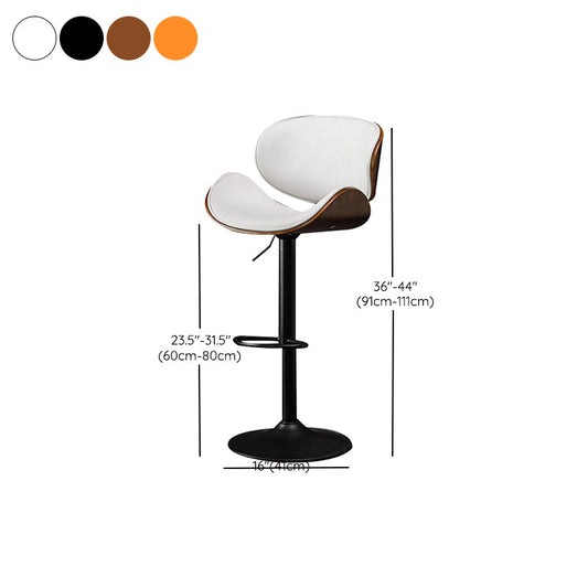 Glamouriger Rückenhocker Verstellbarer Höhenstuhl mit Fußstütze