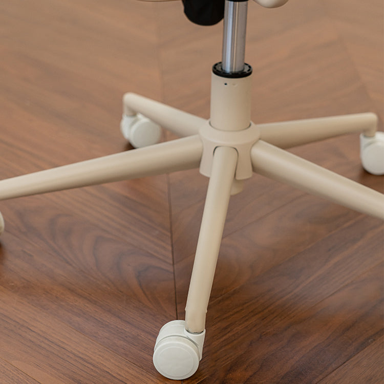 Padded Arms Desk Chair Modern No Distressing Leather Ergonomic Chair with Wheels Clearhalo 'furn' 'furn_office_chair' 'Furniture' 'Office Chairs' 'Office Furniture' 'office_chair' 6876279