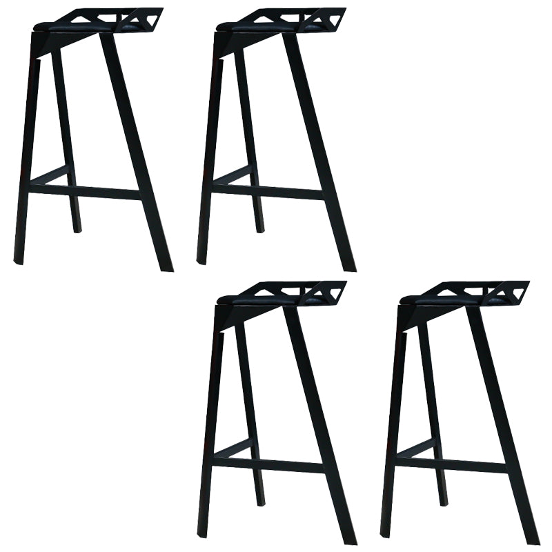 Industrial Style Metal Barstool Low Back Counter Bar Stool for Kitchen Black 4 Piece Set Clearhalo 'Bar Furniture' 'Bar Stools' 'bar_stools' 'furn' 'furn_bar_stools' 'Furniture' 'Kitchen & Dining Furniture' 6877890