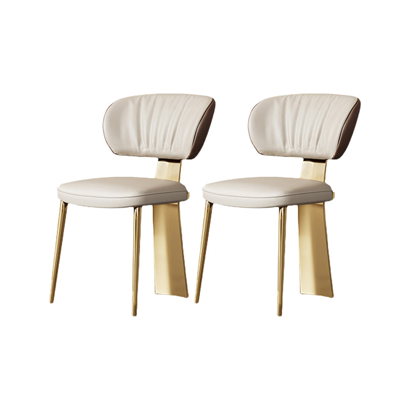 Sedia da pranzo senza braccio imbottita glam in gambe dorate