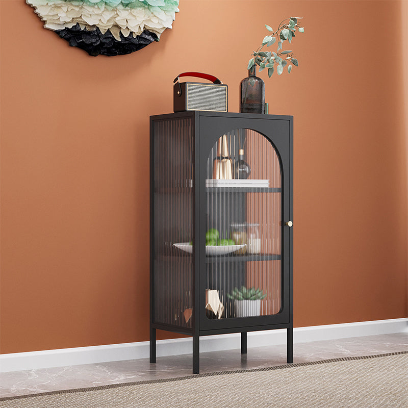 Porte di vetro contemporanee Visualizza un mobile Curio Curio con porta