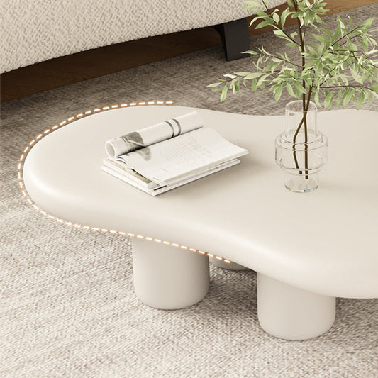 Mesa de café de madera blanca en forma de café moderna sin angustia