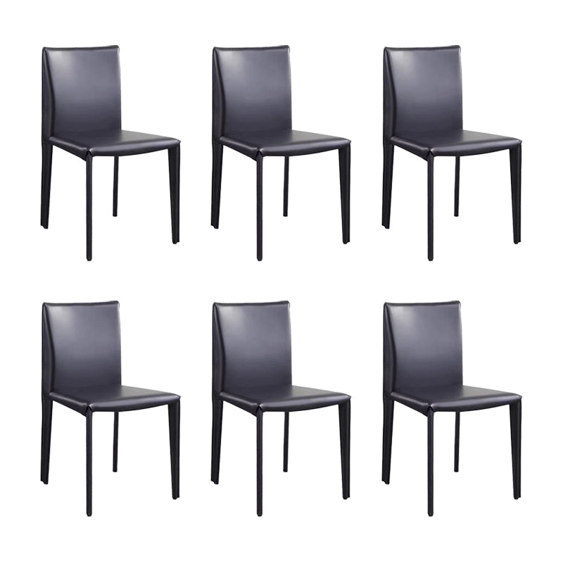 Eigentijdse eetkamerstoelen van kunstleer, armloze stoelen met metalen onderstel