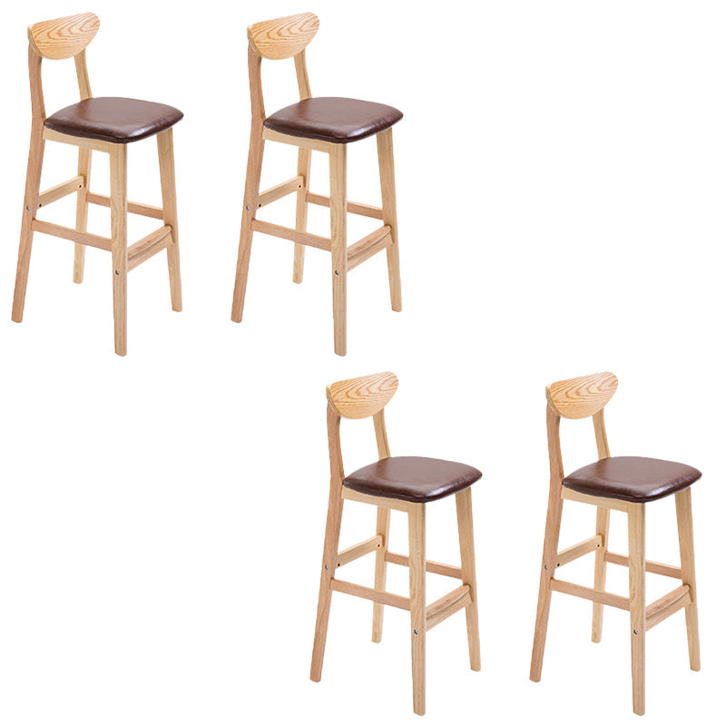 Sgabello da bar in legno di gomma in legno di gomma posteriore con base in legno