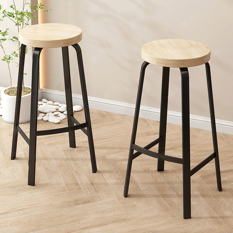 Tabourets de comptoir empilables modernes tabourets de bar sans dos pour restaurant