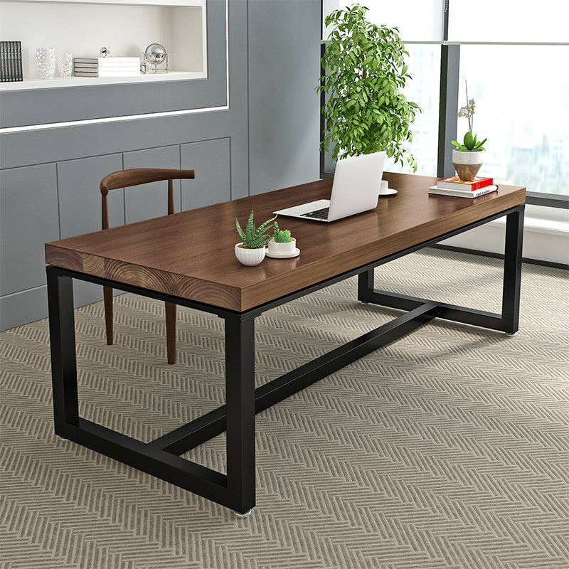 Bureau d'écriture en bois massif industriel 29.53 "bureau rectangulaire de haut avec les jambes en fer