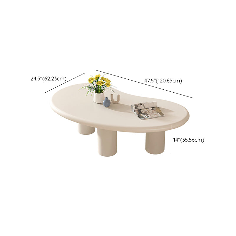 Tavolino da caffè moderno irregolare con 3 gambe, set da cocktail in bianco