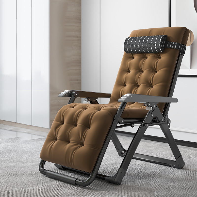 Sedia pieghevole in metallo in metallo standard in metallo contemporaneo