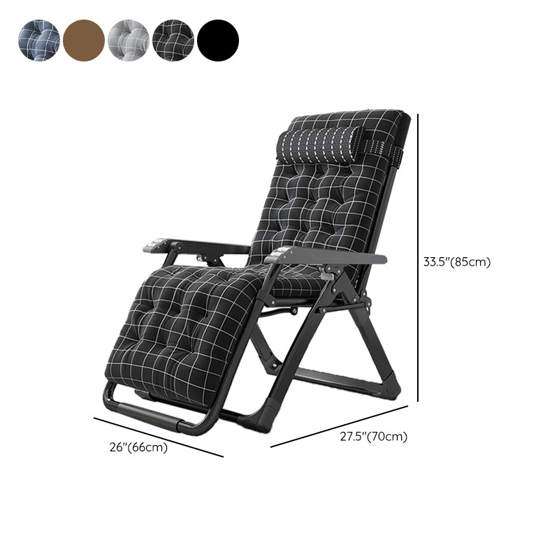 Sedia pieghevole in metallo in metallo standard in metallo contemporaneo