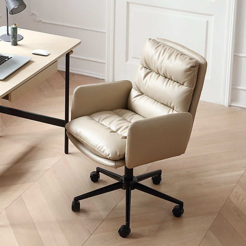 Silla de oficina de cuero moderna altura del asiento ajustable brazos fijos silla giratoria con ruedas