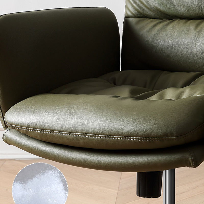 Silla de oficina de cuero moderna altura del asiento ajustable brazos fijos silla giratoria con ruedas