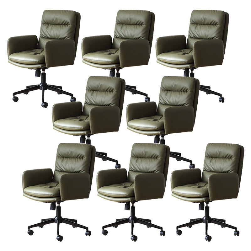 Silla de oficina de cuero moderna altura del asiento ajustable brazos fijos silla giratoria con ruedas