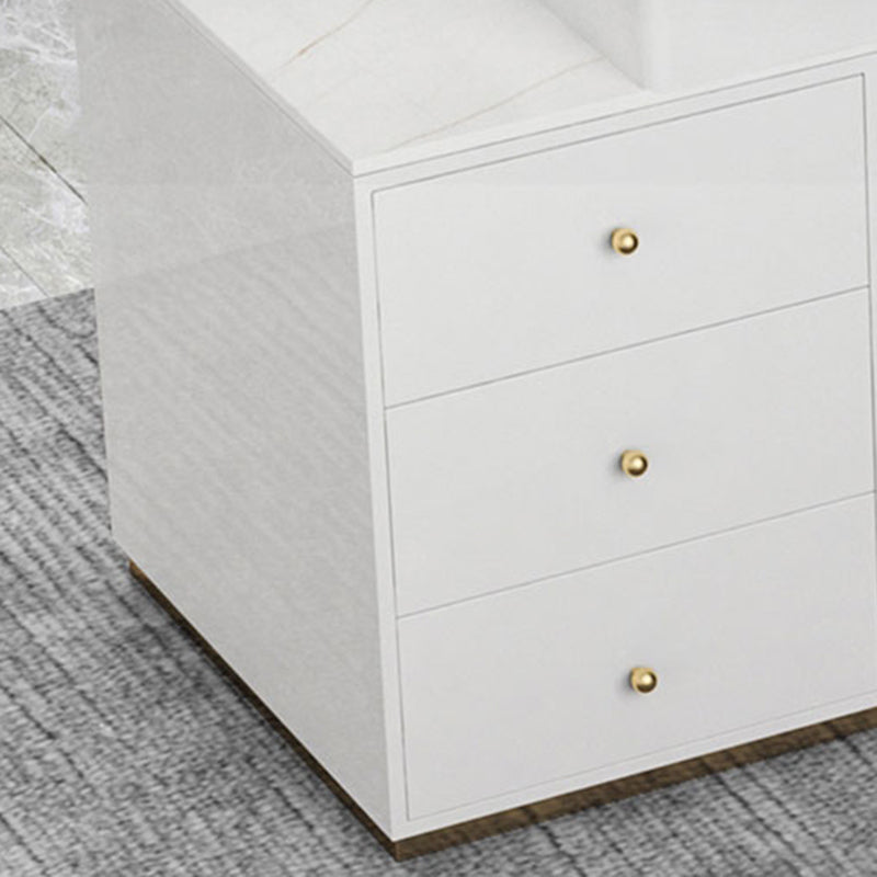 3 tiroirs d'écriture des bureaux de forme rectangulaire en blanc