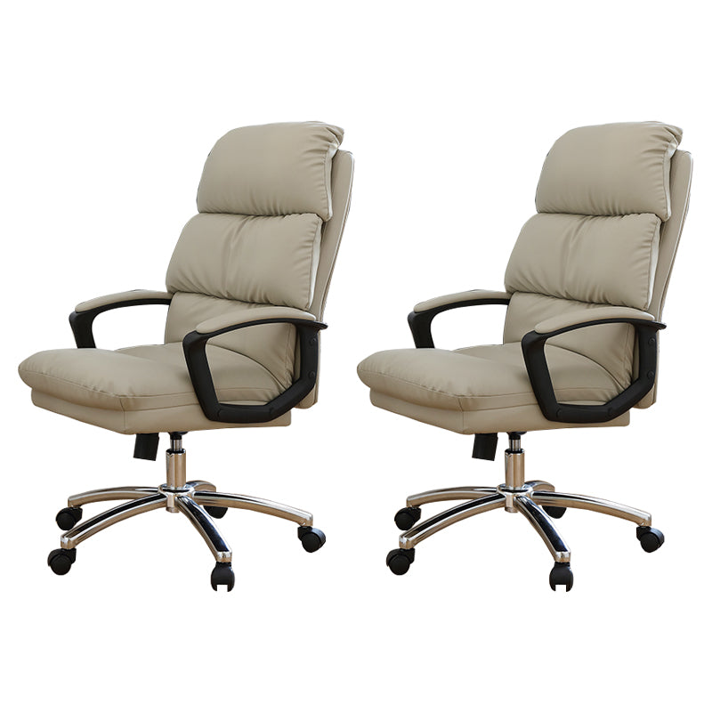 Chaise de bureau à armes rembourrées chaise de bureau ergonomique en cuir moderne avec roues