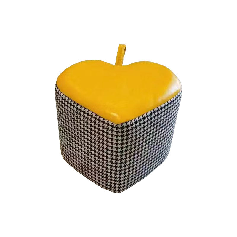 Fabric Standard Stool Modern Style Simple Heart-shaped Stool Clearhalo 'furn' 'furn_ottomans_poufs' 'Furniture' 'Living Room Furniture' 'Ottomans & Poufs' 'ottomans_poufs' 6934800