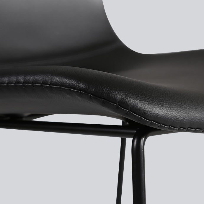 Taburete de bar nórdico con respaldo bajo, taburete de bar de plástico con patas de metal para el hogar