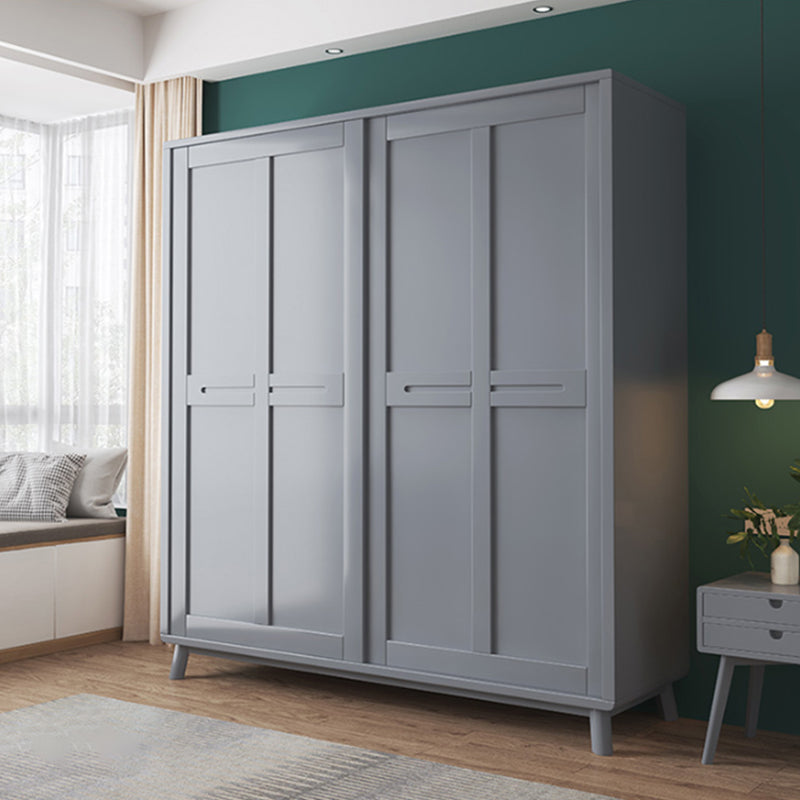 Il tradizionale telaio in legno in legno in legno in legno artestanding del guardaroba con gambe