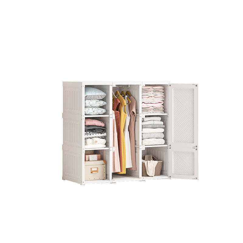 Armario de plástico de plástico independiente con estantes con estantes