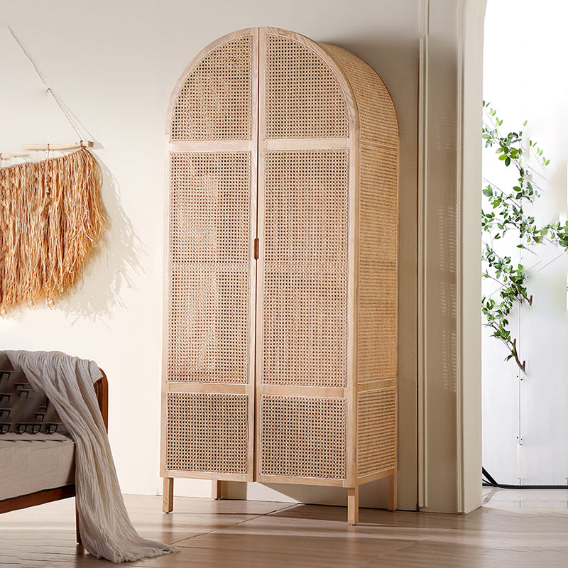 Armadio moderno del guardaroba in legno massiccio con gambe