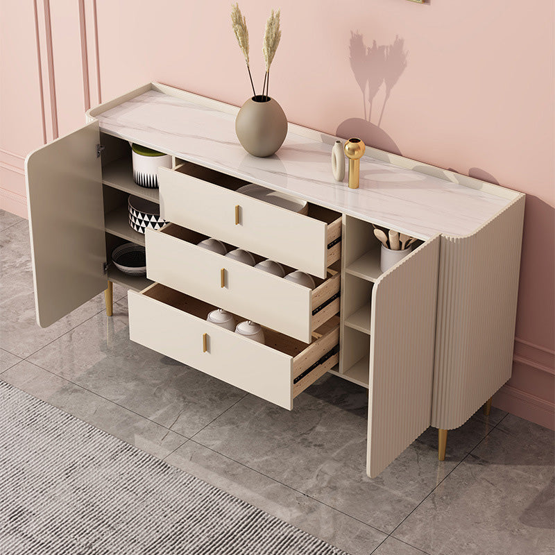 Scheda laterale in legno di credenza in stile glam con armadio e cassetti