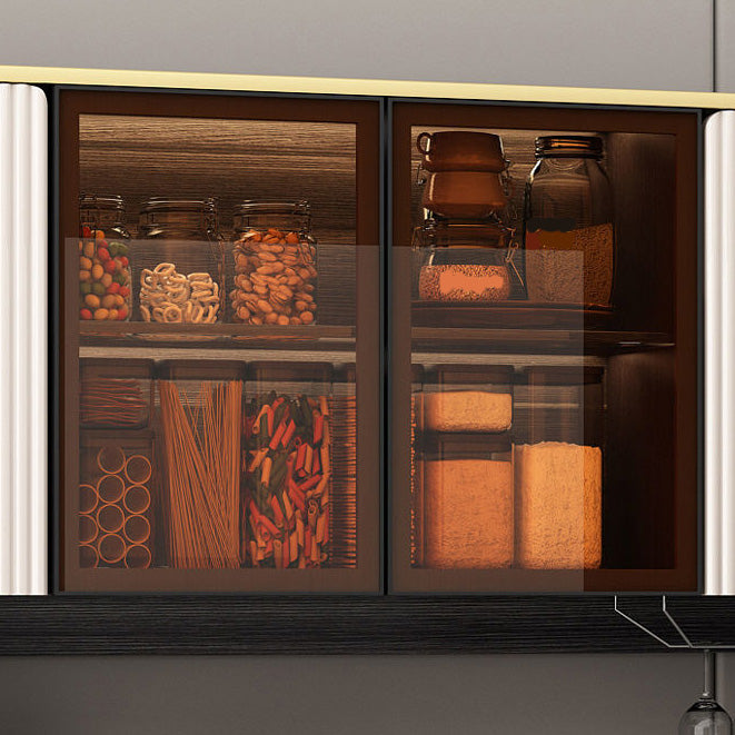 Scheda di vetro in pietra in pietra in stile glam con armadi e cassetti