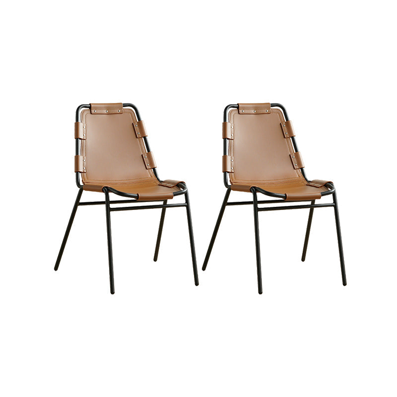 Silla lateral de estilo moderno silla de comedor de base de metal de cuero para casa