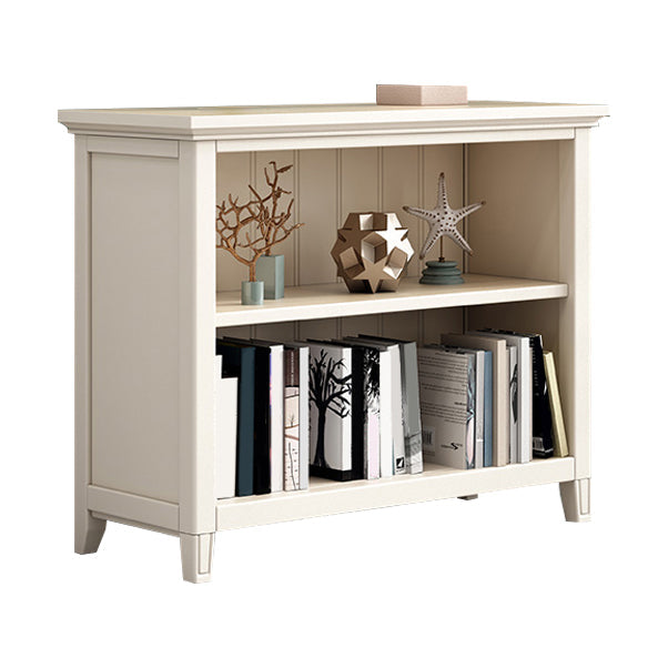 Scandinave fermé à l'arrière standard bibliothèque en bois en blanc