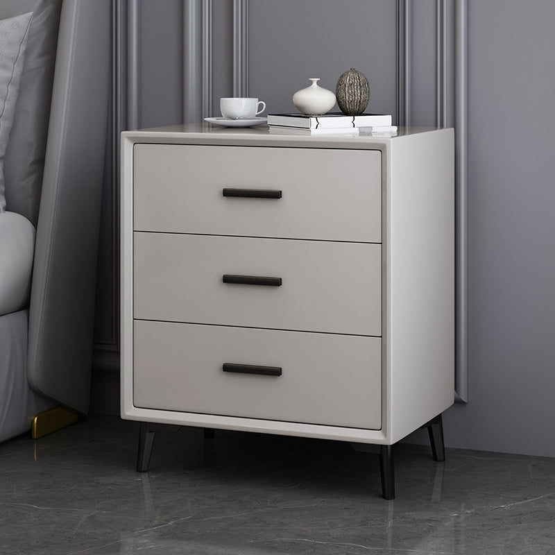 Comodino da letto antico notturno contemporaneo con gambe