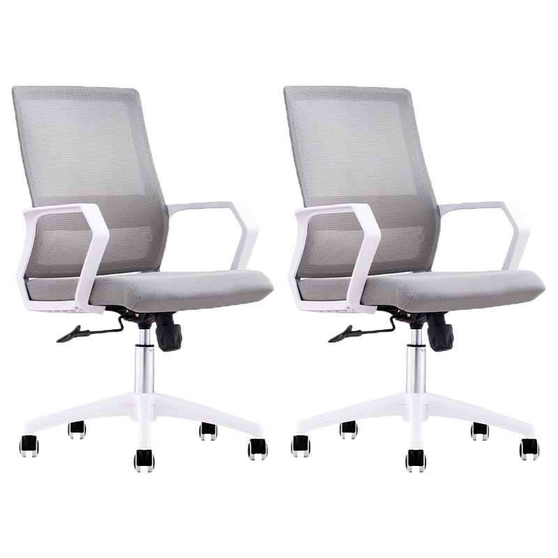 Silla de oficina moderna brazos fijos altura de asiento ajustable altura giratoria con espalda transpirable