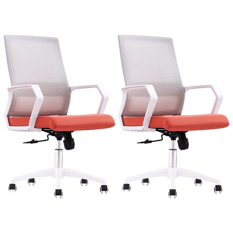 Silla de oficina moderna brazos fijos altura de asiento ajustable altura giratoria con espalda transpirable