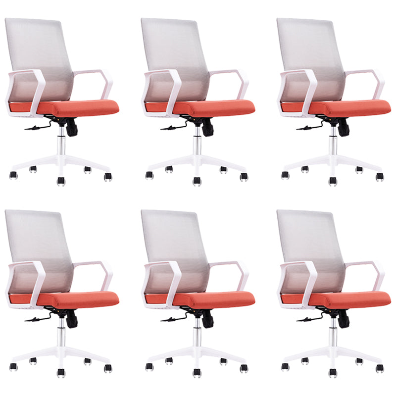 Silla de oficina moderna brazos fijos altura de asiento ajustable altura giratoria con espalda transpirable