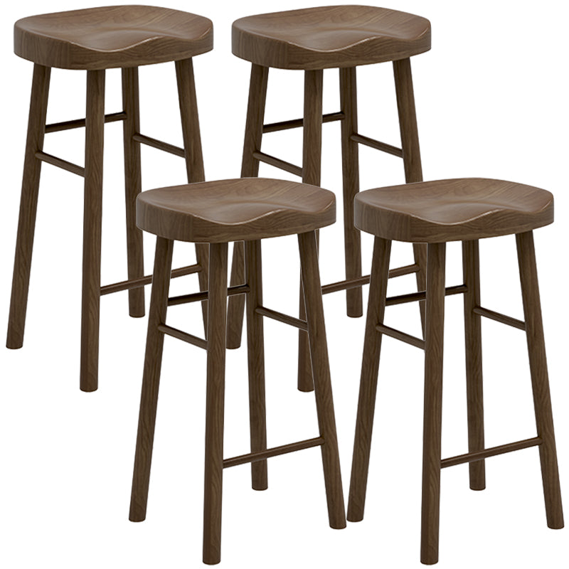 Contatore in legno massiccio e sgabelli da bar moderni sgabelli da banco marrone