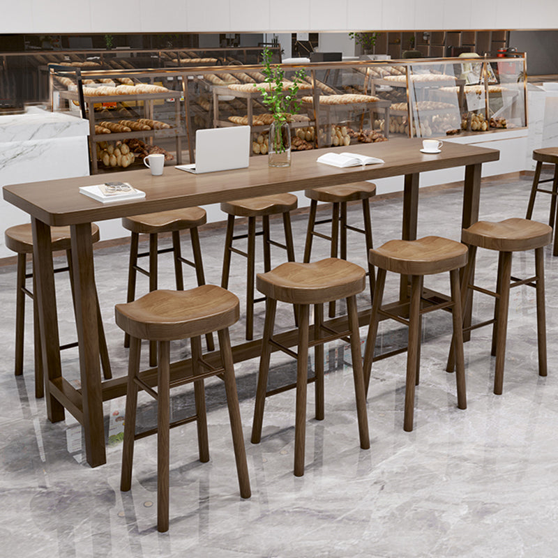 Contatore in legno massiccio e sgabelli da bar moderni sgabelli da banco marrone