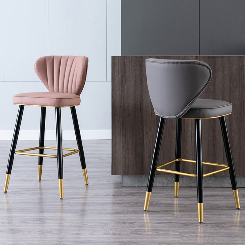 Contra e sgabelli da banco contropiede industriale per il ristorante