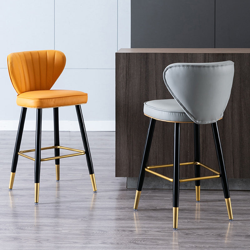 Contra e sgabelli da banco contropiede industriale per il ristorante