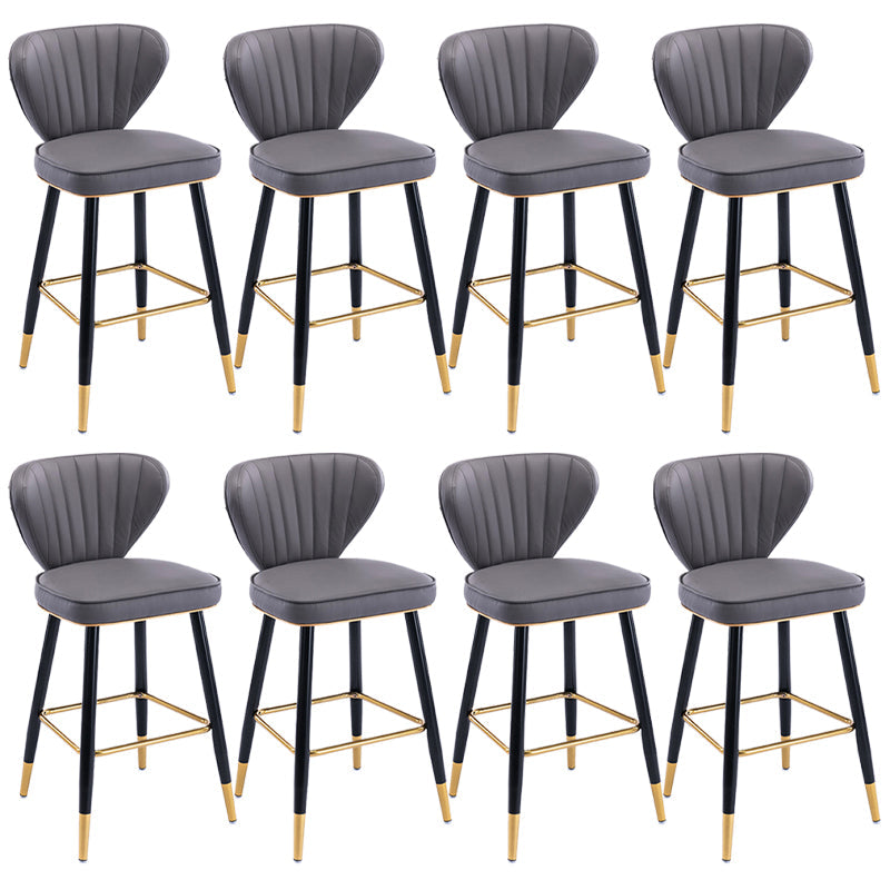 Contra e sgabelli da banco contropiede industriale per il ristorante