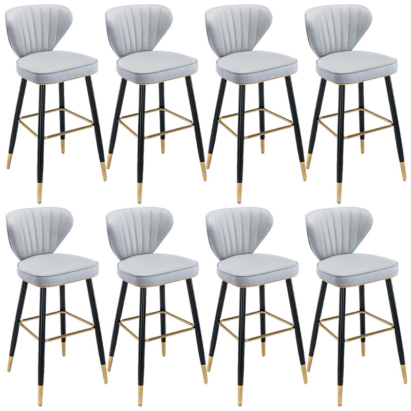 Contra e sgabelli da banco contropiede industriale per il ristorante