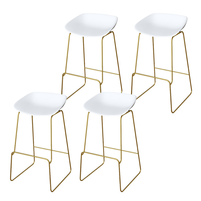 Sgabelli da pranzo in metallo sgabelli da bar scandinavo senza braccio con poggiapiedi