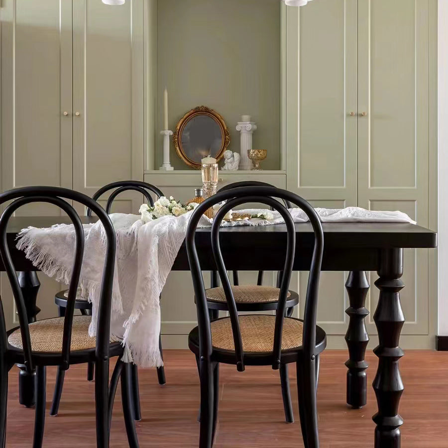 Modern Style Dining Table Solid Wood Dining Room Table in Black